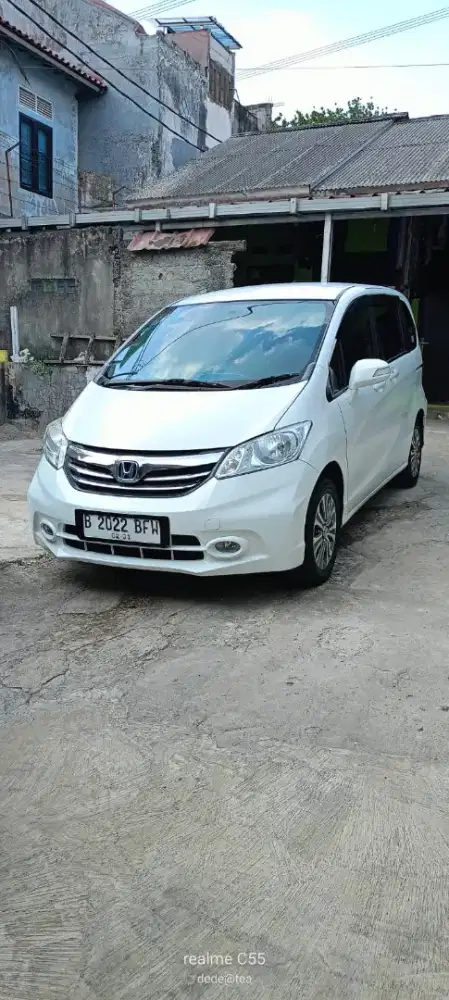 Honda Freed SD 1.5 AT 2015 Km 82rb Pjk Hdp Mulus Istimewa tt
