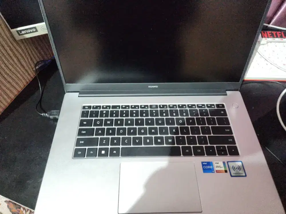 Huawei Matebook D15 Core i5 11th gen 8Gb RAM 512Gb SSD NVme