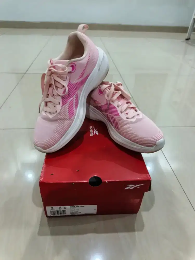 Jual sepatu lari running jogging Reebok Apex Storm