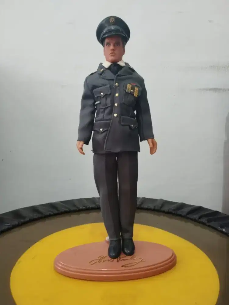 Figure ELVIS PRESLEY