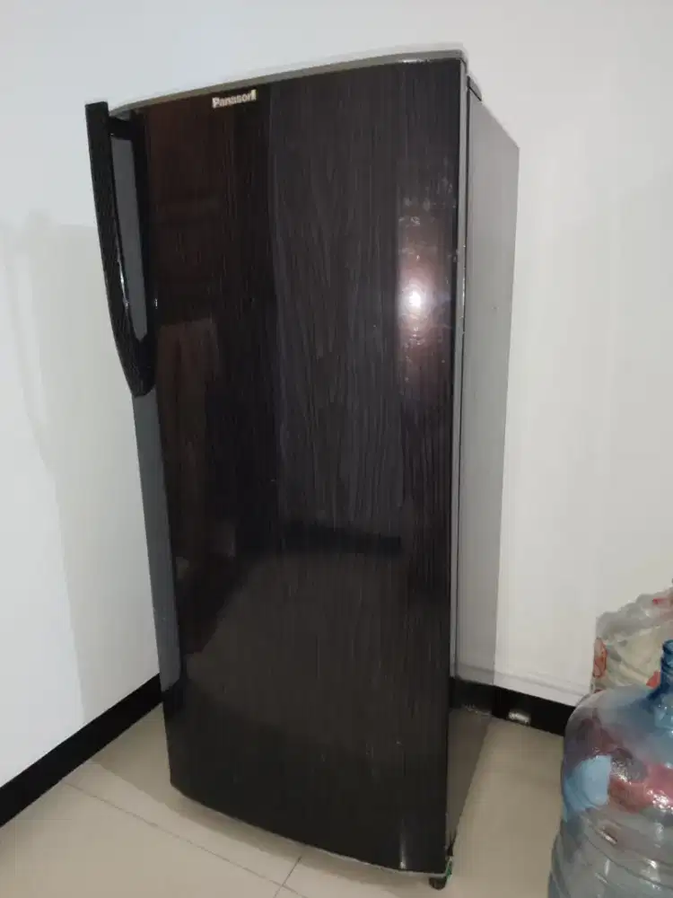 Kulkas panasonic 1 pintu