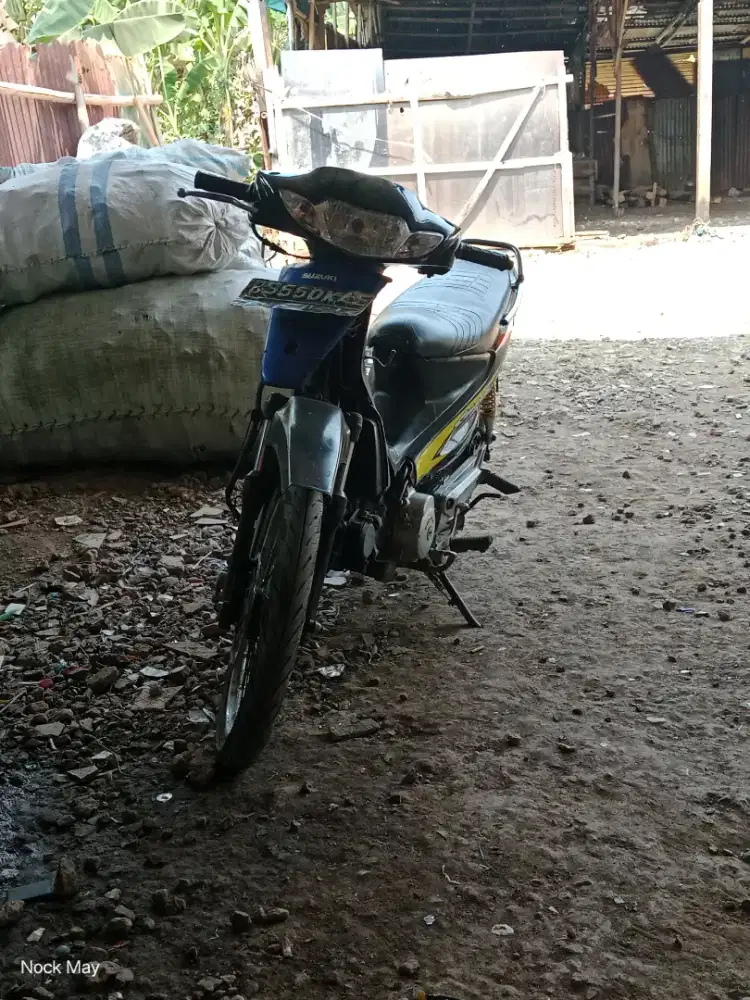 Di jual motor suzuki smash