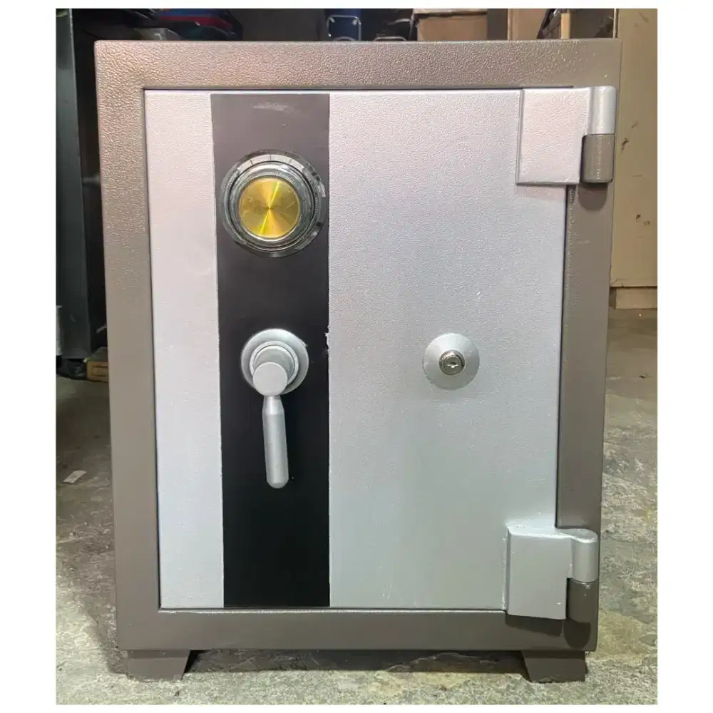 Brankas A1 LN Bekas Murah Brangkas BPKB Emas Tahan Api Safety Box