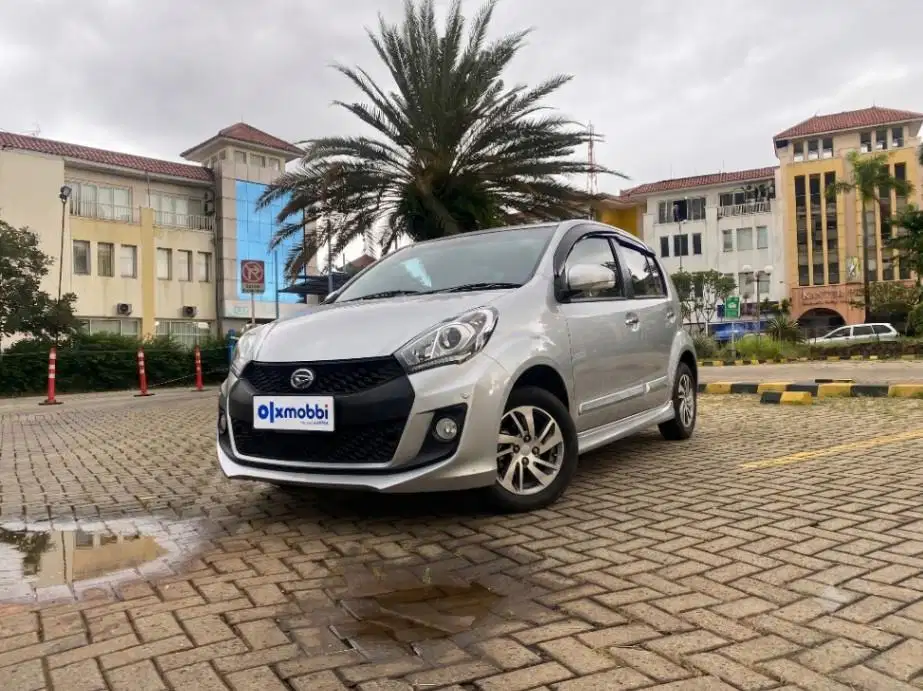TDP 5, JT Daihatsu Sirion 1.3 D Bensin-AT Silver 2015