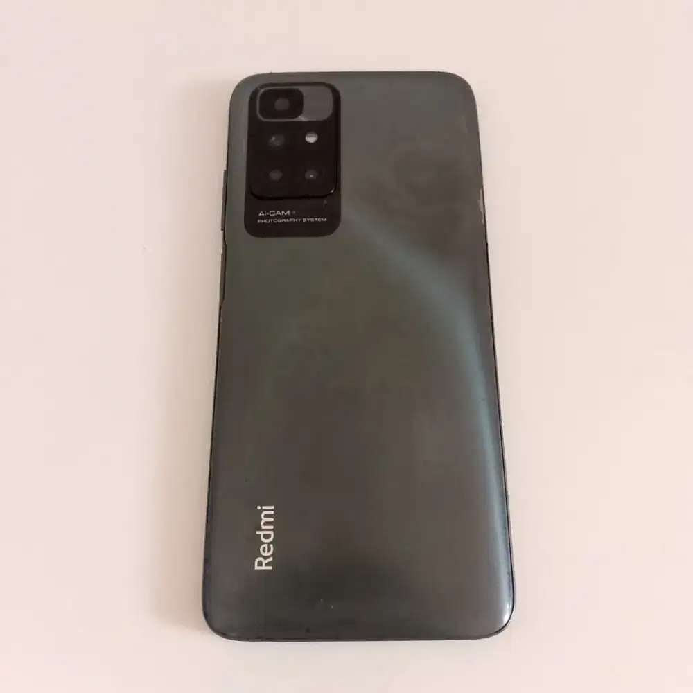 Redmi 10 6/128 Mati total HP aja.
