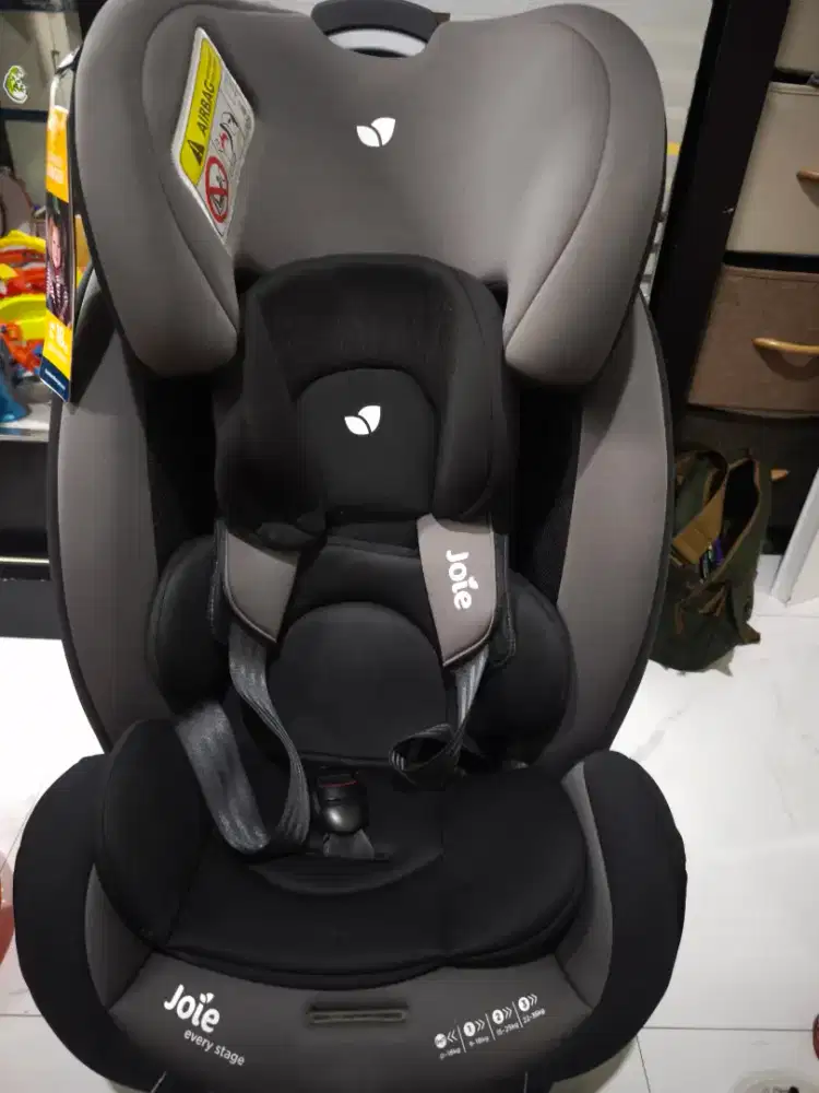 Kursi mobil anak / carseat Joie Every Stage Car Seat 0–36 kg