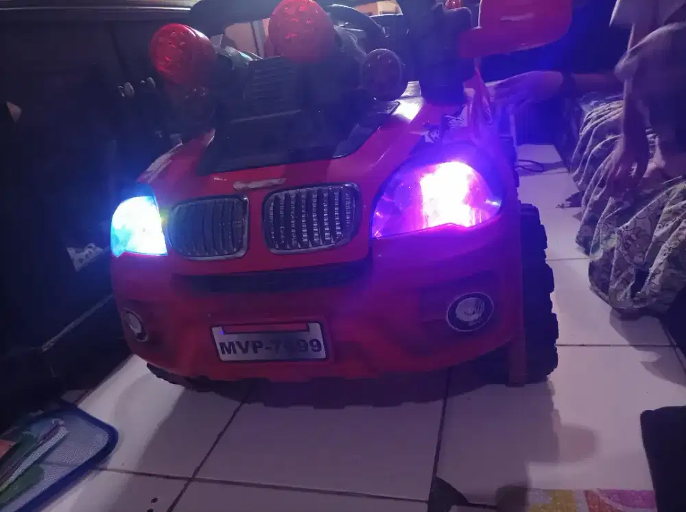 Mobil aki anak preloved