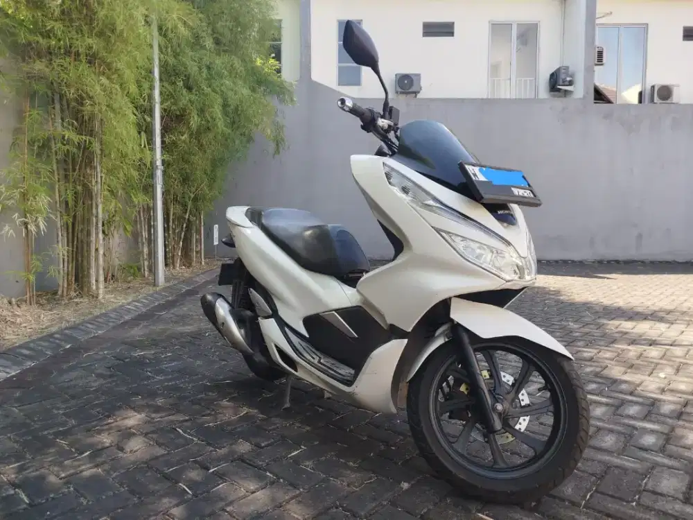 PCX thn 2019 CBS pemakaian thn 2020 taat pajak surat lengkap km 56rb