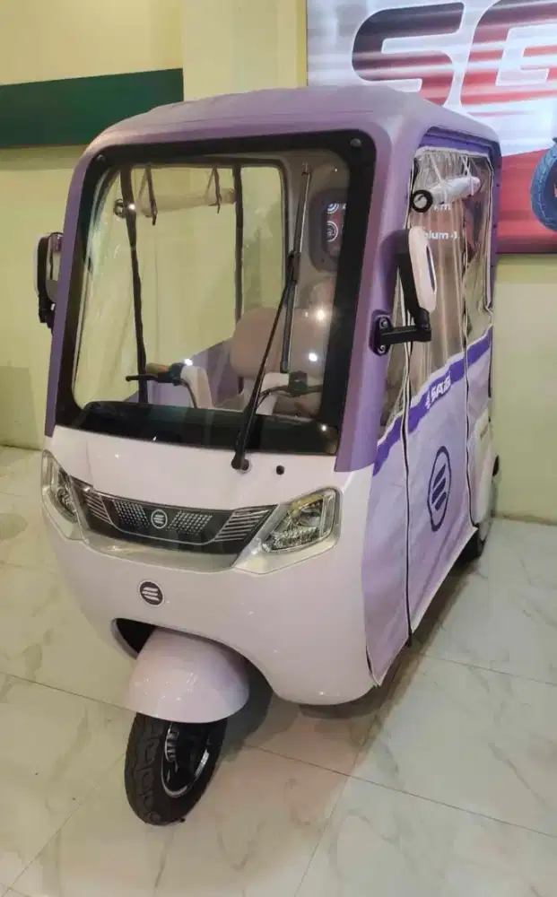 Sepeda Listrik Roda 3 Saige Lyra + Tirai