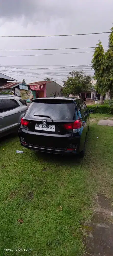 Di jual honda mobilio tahun 2020