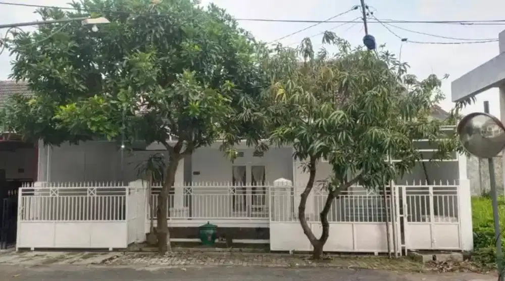 Rumah Siap Huni, Cocok untuk Tempat Tinggal dan Usaha