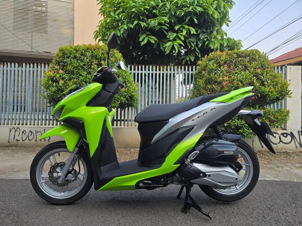 DIJUAL CASH NEW HONDA VARIO KEYLESS 150 THN 2019 PJK ON LAMPU BILED