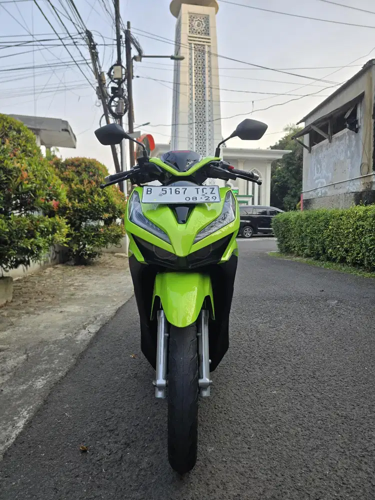 DIJUAL CASH NEW HONDA VARIO KEYLESS 150 THN 2019 PJK IDUP LAMPU BILED