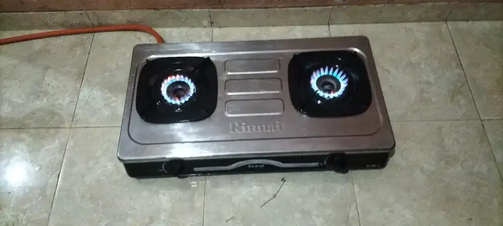 Kompor gas Rinnai 2tungku normal yg di jual kompor saja Bekasi Utara