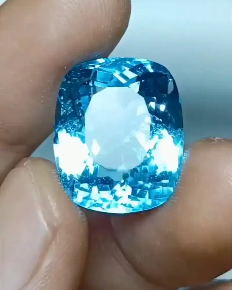 Blue Topaz Jumbo istimewa.kolektor item