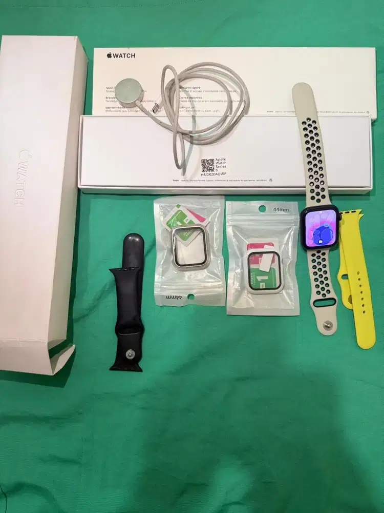 Apple Watch series 6 (44mm) istimewa