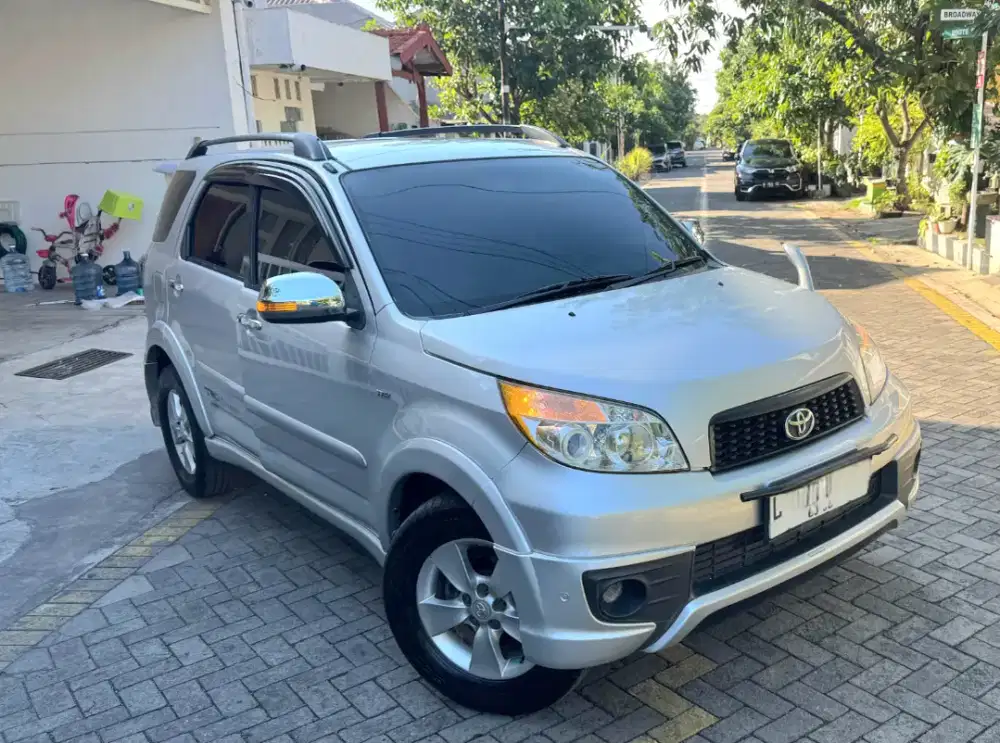 Toyota Rush TRD Sportivo Matik 2015 Silver