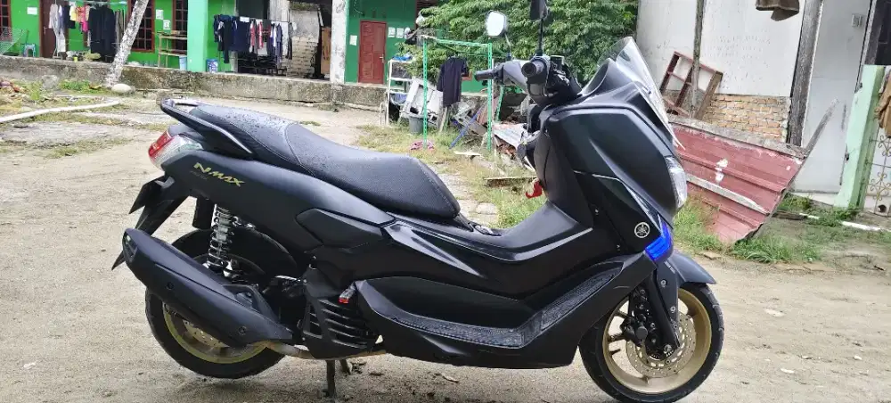 Di jual cepat nmax old 2018