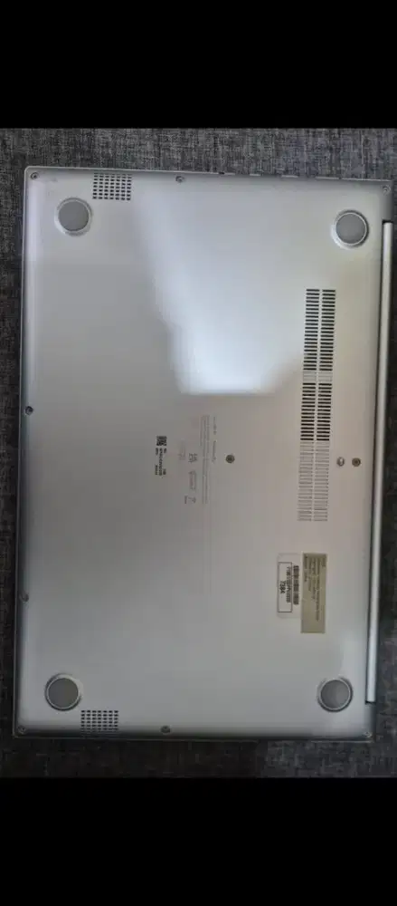 Jual laptop ASUS Vivobook 15 K513ea OLED Tranparent Silver