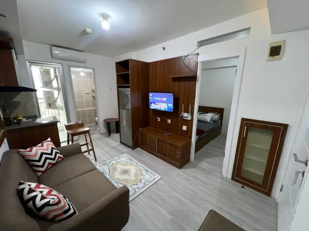 Sewa Apartemen 2BR Furnished - Tower Geranium  - Fasilitas lengkap - Minimal 3 Bulanan - Free IPL