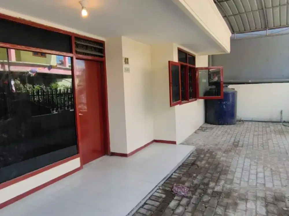 langka jarang ada rumah strategis di tengah kota selangkah ke jl raya kertajaya di gubeng kertajaya