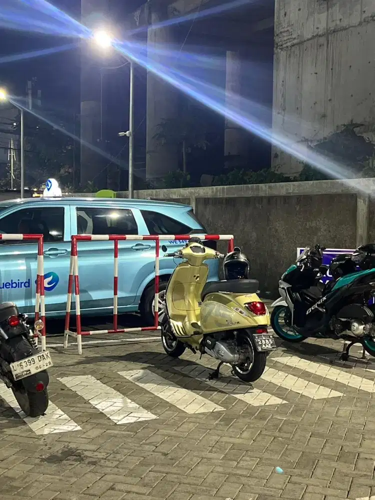 VESPA PRIMAVERA 75TH ANNIVERSARY
