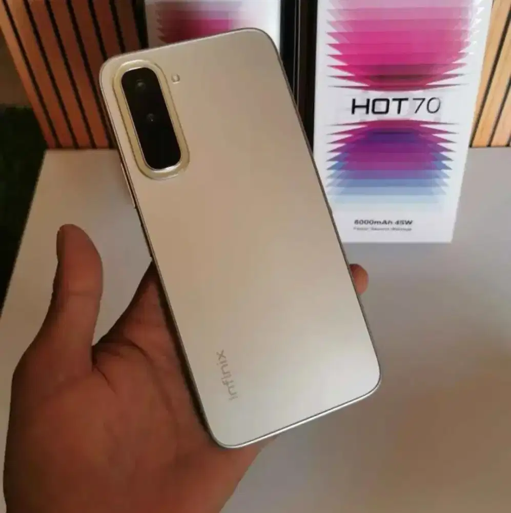 handphone infinix hot 70
