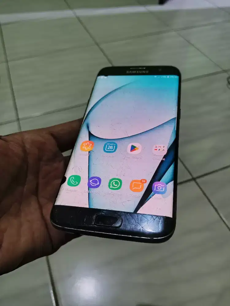 samsung s7 edge 4/32 NFC