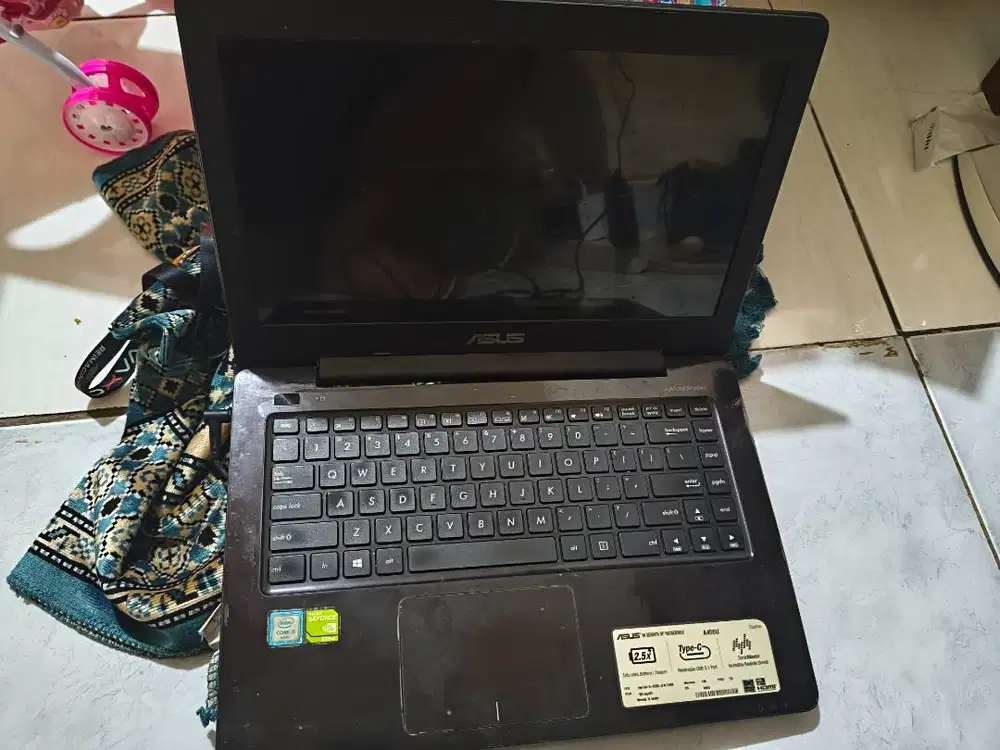LAPTOP MATI TOTAL