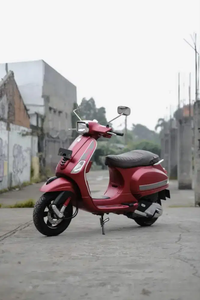 VESPA S 125 i-GET 2019 MERAH DOFF - KM RENDAH, TERAWAT