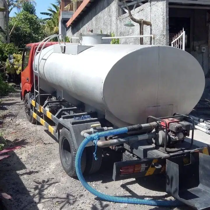 Toyota Dyna 110ET Tangki 5000L Bali