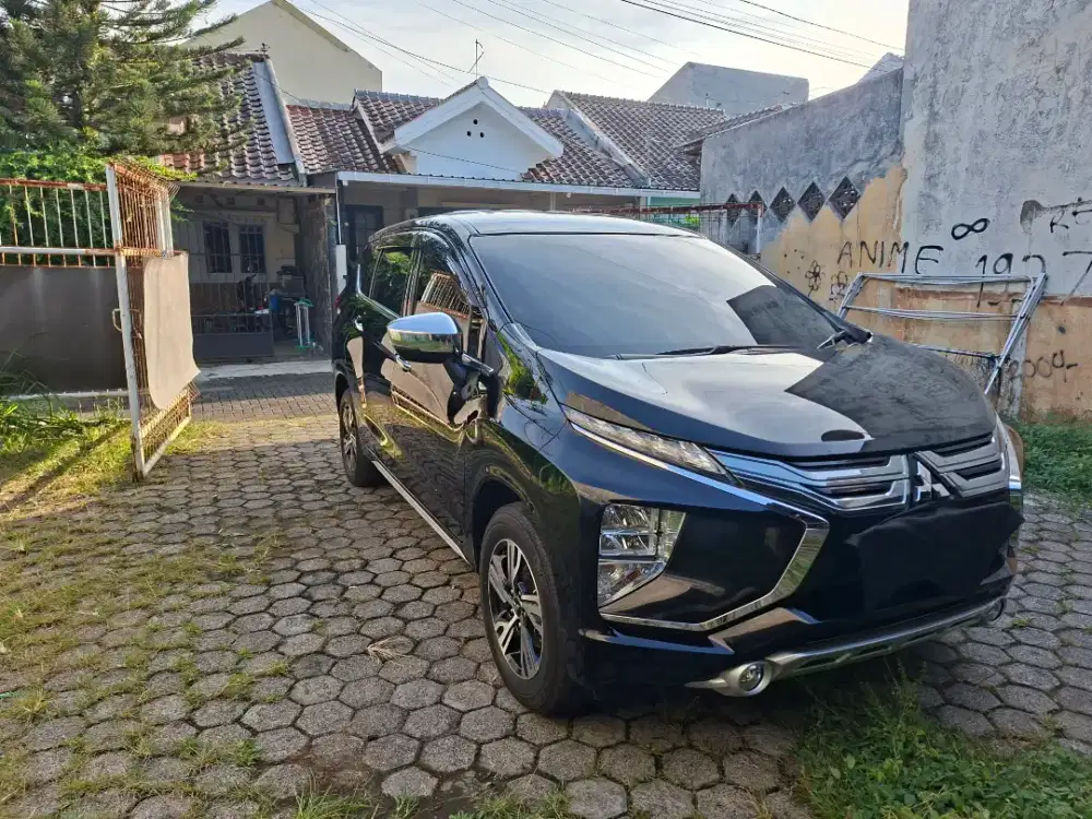 FS: Xpander Ultimate Hitam AT 2021 .KM 63.000