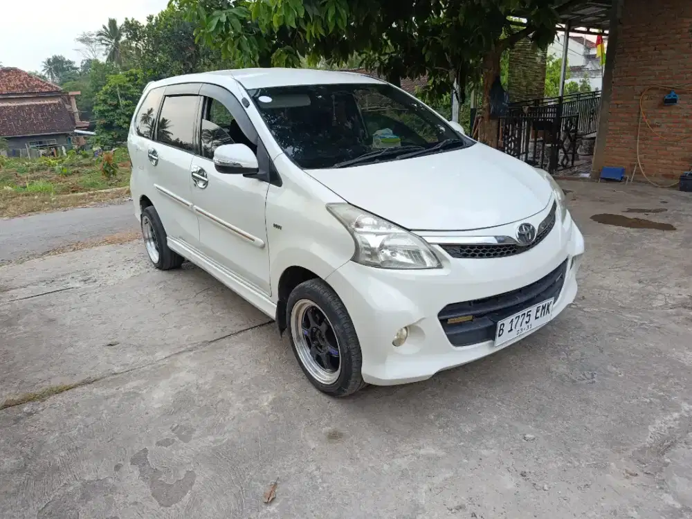 Avanza veloz matic 2012