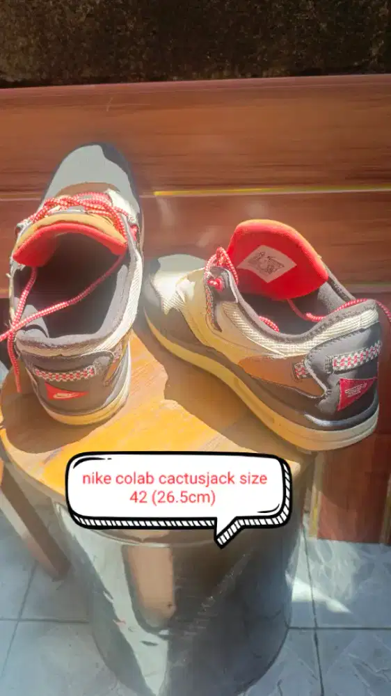 Sepatu seken seken