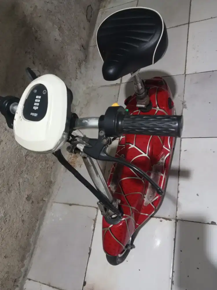 Jual skuter listrik