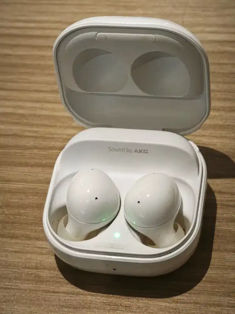 Samsung galaxy earbud 2 second ( unit saja ) ORI Bukan KW