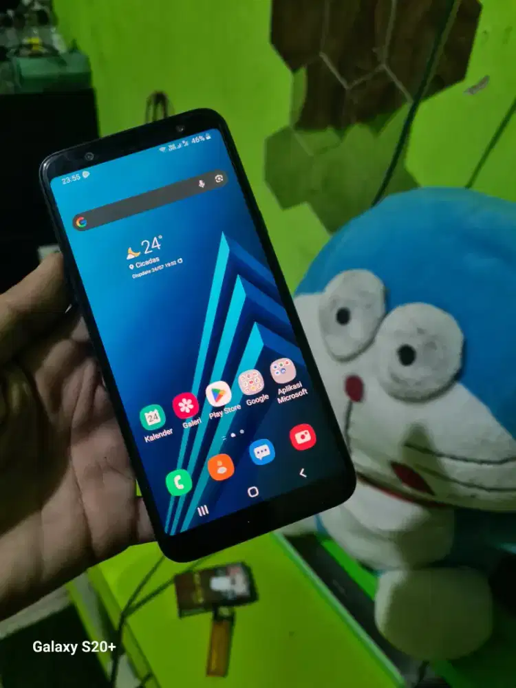 Samsung A6 plus ram 4/32gb