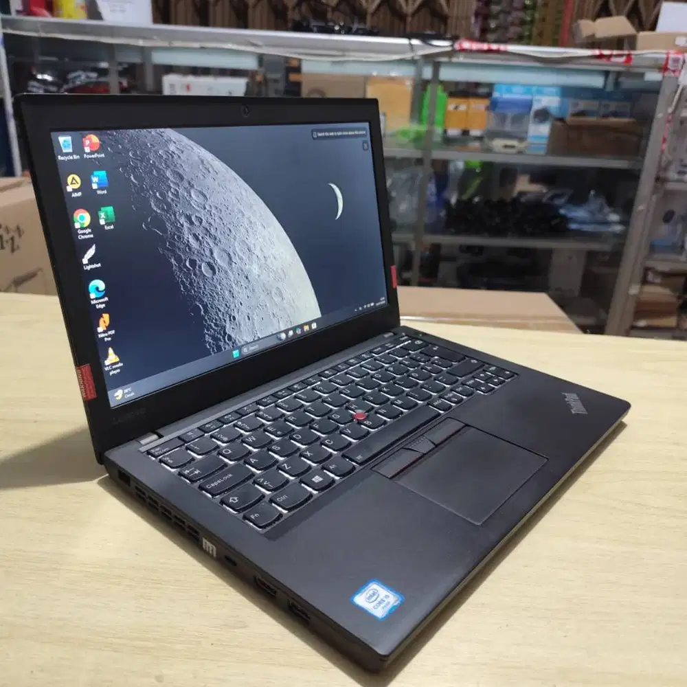 Laptop Lenovo Thinkpad X270 Intel Core i5 7th 8/256 SSD Backlight