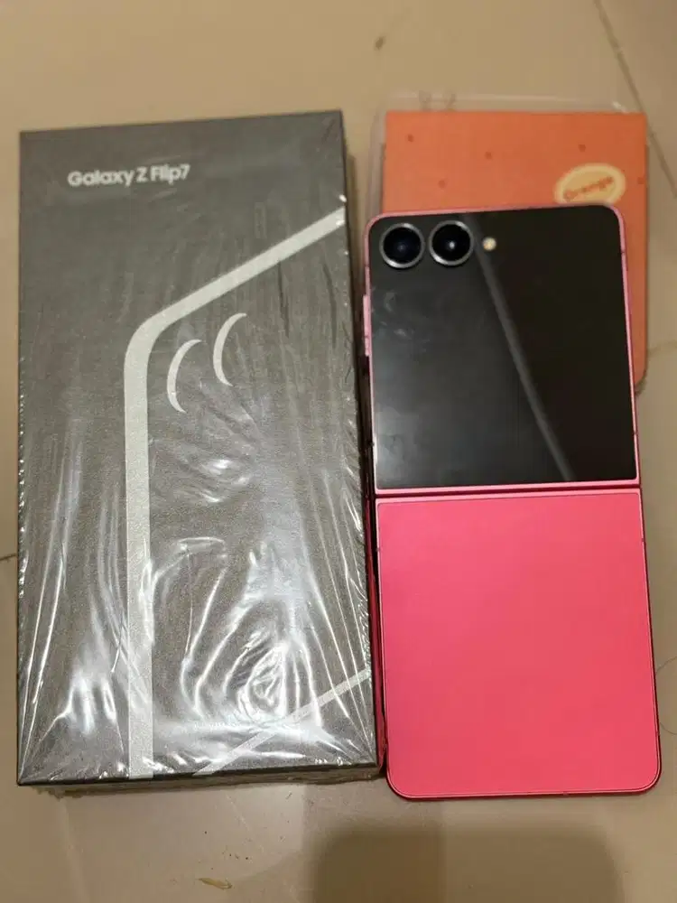 Samsung Galaxy Z Flip7