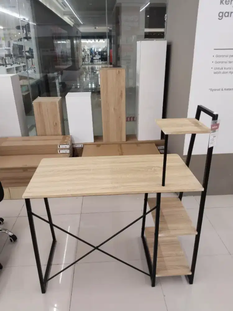 Meja belajar fais