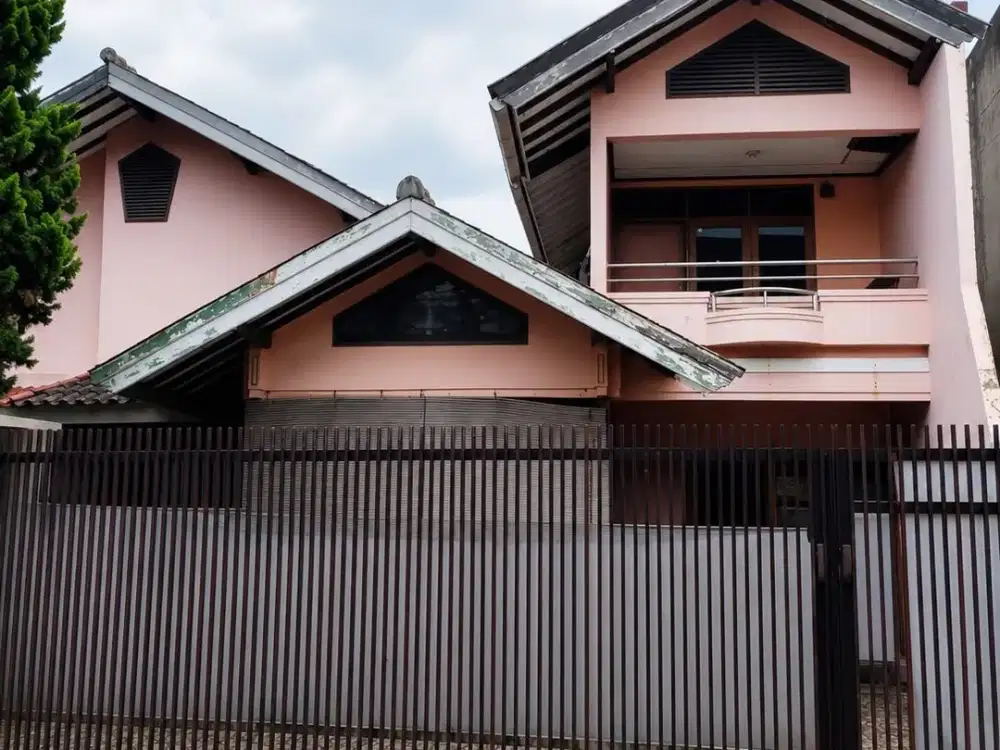 Murah Rumah Besar di Jl. Pasir Jaya VI Pasirluyu
