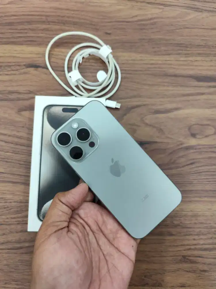 Iphone 15 Pro 128gb bh89% mulus perfect fullsheet ibox