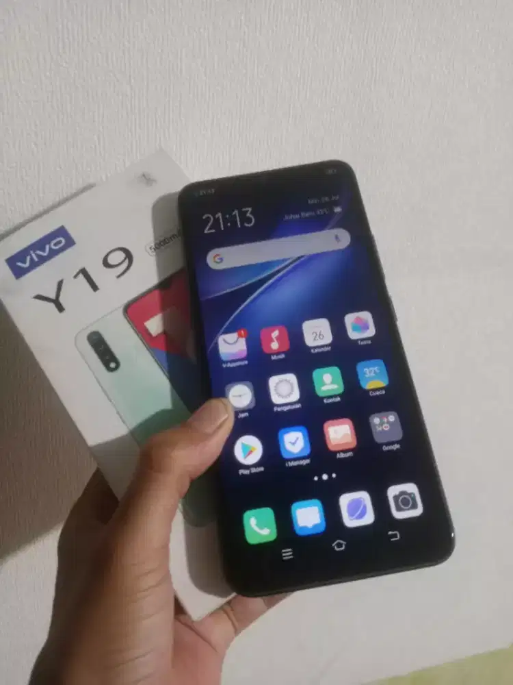 Vivo y19 spek 8/256 Kel hp cas box