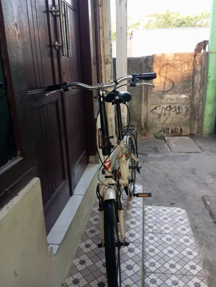 di jual sepeda lipat merek  REGAZZ