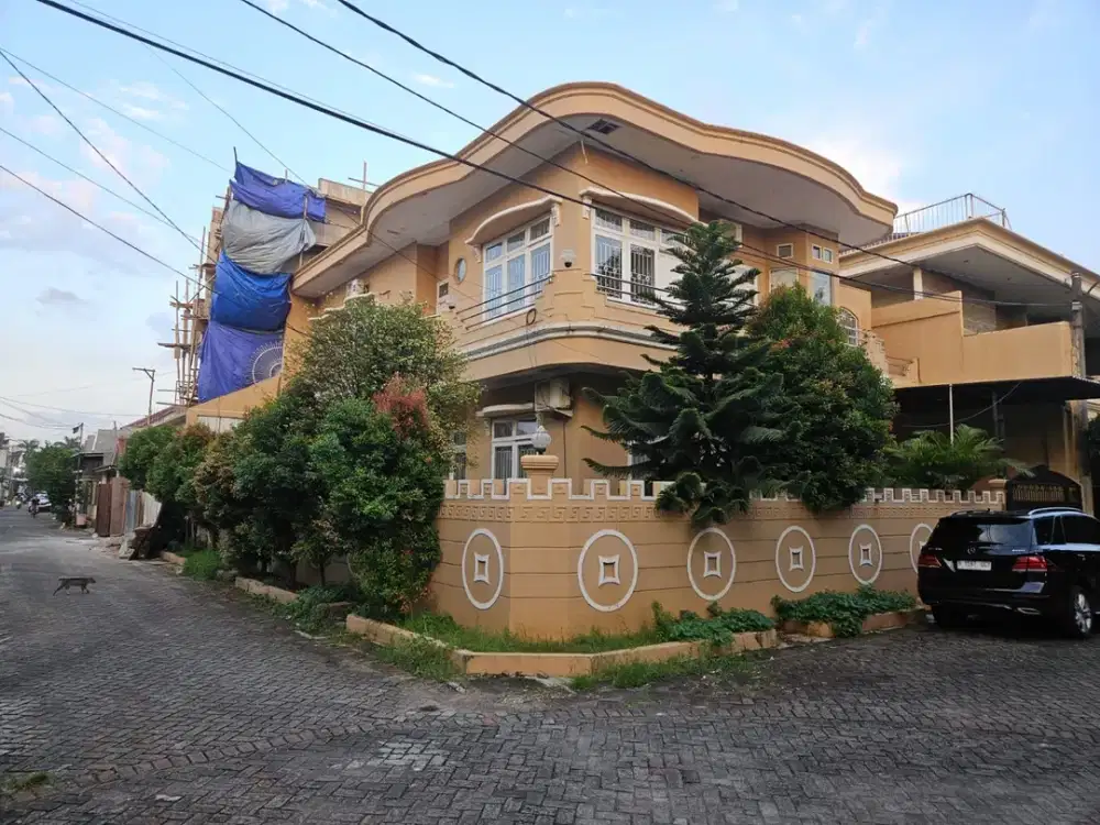 DIJUAL RUMAH HOOK BESAR BAGUS DAN TERAWAT HARGA MURAH DI CITRA GARDEN 5
