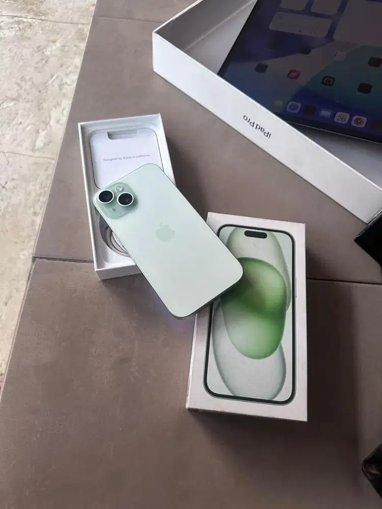 iPhone 15 128gb fullset ori resmi indo