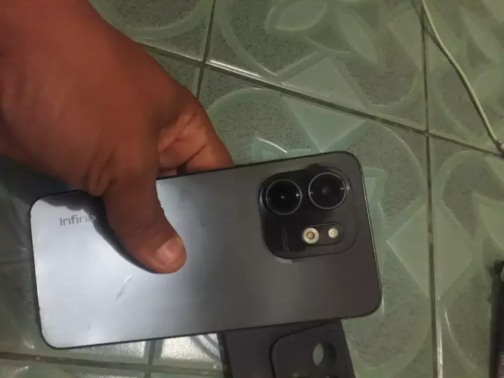 Infinix smar 9 ram 4/128 mlus siapnpaki