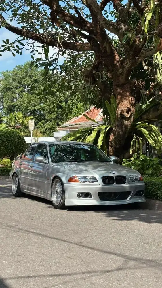 BMW E46 325i M52 2001
