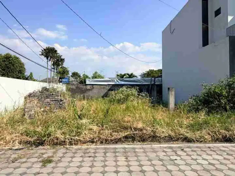 TANAH CANTIK BANGET SHM PEKARANGAN DALAM MINI CLUSTER STRATEGIS TEPI ASPAL LEBAR DI PURWOMARTANI