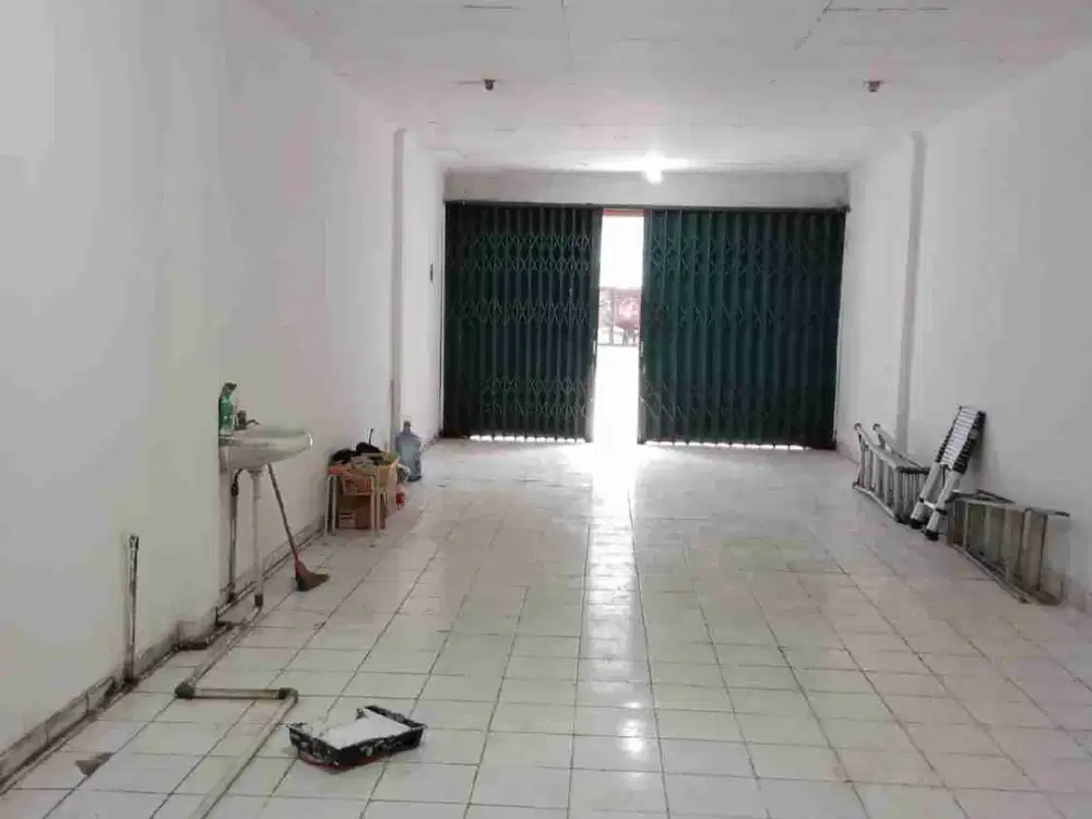 Dijual cepat Ruko Modernland Tangerang kondisi rapih